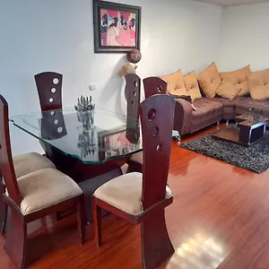 Apartamento Muy Cerca Al Aeropuerto El Dorado, Familiar, Amplio, Bogotá